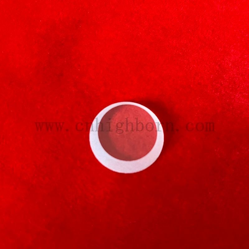 Soczewki szklane o ostrych krawędziach