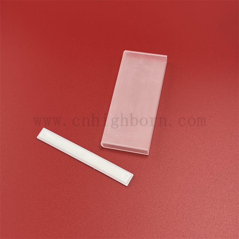 Laboratoryjne spektrofotometr basenowy Duża szklana kuwetka 35 ml Q109 standardowa szklana komórka kwarcowa