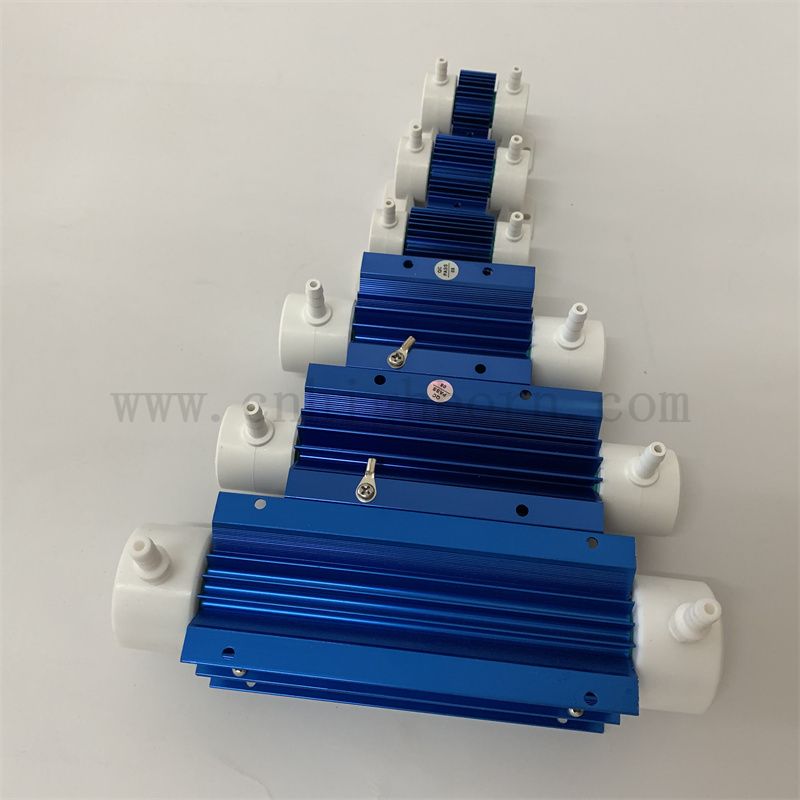  Regulowany sprzęt do oczyszczania wody kwarc chłodzący generator ozonowy 