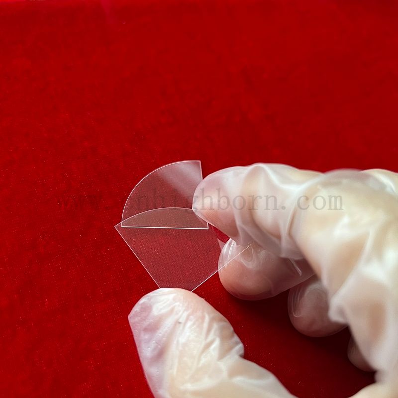 Dostosowane przezroczyste stopione krzemionkę UV optyczne kształt wentylatora kwarcowy szklana płyta