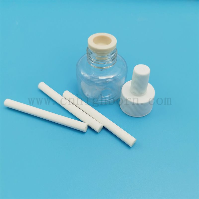 Knot w kształcie cewki na komary