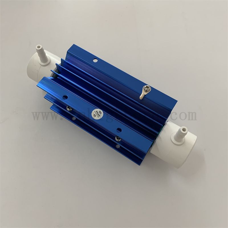  Regulowany sprzęt do oczyszczania wody kwarc chłodzący generator ozonowy 