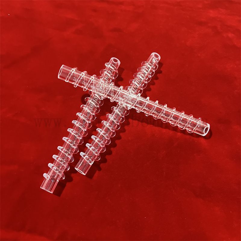 przezroczystą rurkę