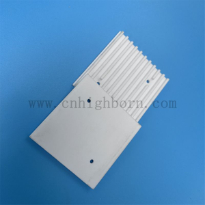 Odporny na wysoką temperaturę ceramiczny radiator z tlenku glinu Al2O3 ceramiczna płyta izolacyjna