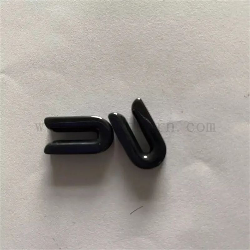 czarny prowadnik przędzy tekstylnej