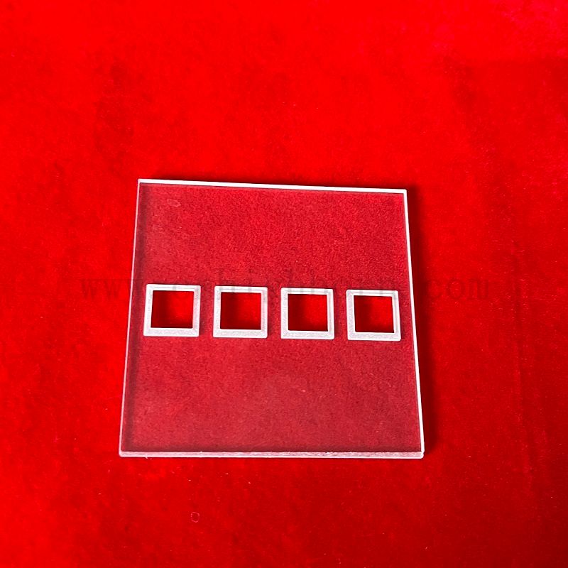 Polerowana tablica szkła kwarcowego z multibore do laboratoryjnej wirowania wody