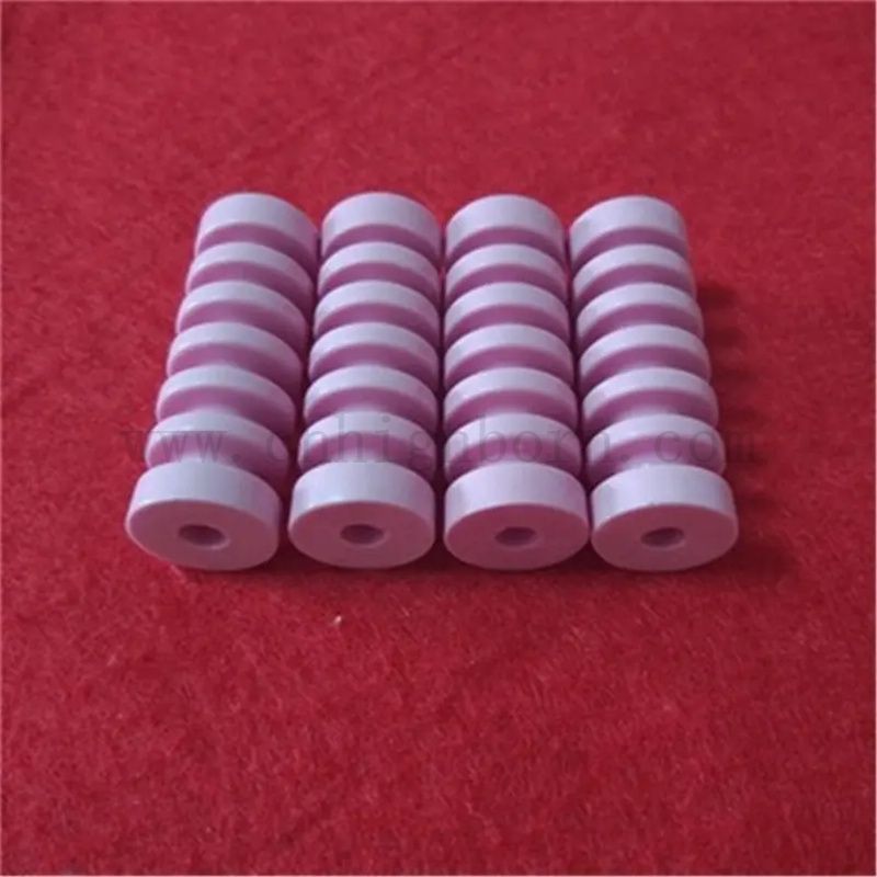 Odporność na zużycie 95% Pink AL2O3 Alumina ceramiczna przędza prowadząca kół
