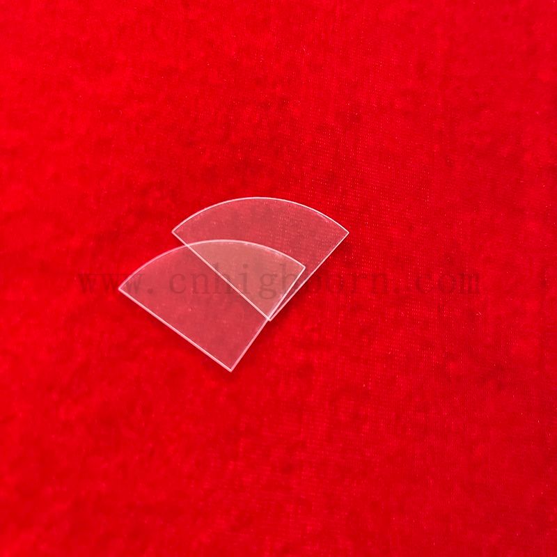 Dostosowane przezroczyste stopione krzemionkę UV optyczne kształt wentylatora kwarcowy szklana płyta