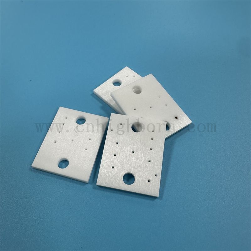 Izolator cyrkonia nieregularna płyta o wysokiej twardości Polowanie powierzchniowe zro2 płytka ceramiczna