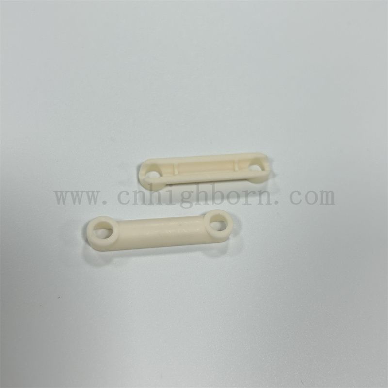 Odporne na zużycie 95% 99% obróbka obróbki AL2O3 Ceramiczne elementy glinu glinu