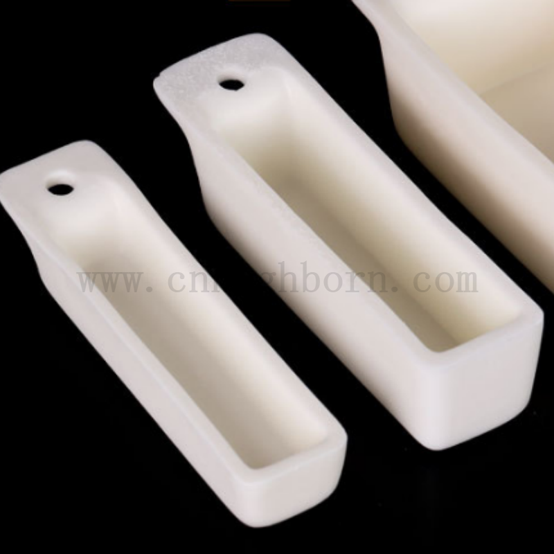 Ł&oacute;dź ceramiczna w wysokiej temperaturze