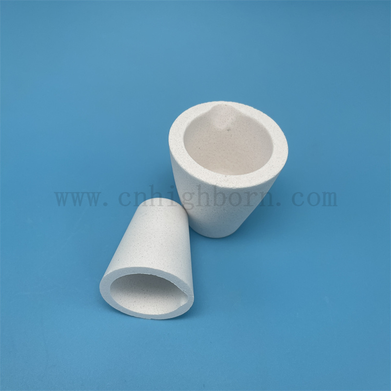 naczynie kwarcowe z topiącym się blaskiem