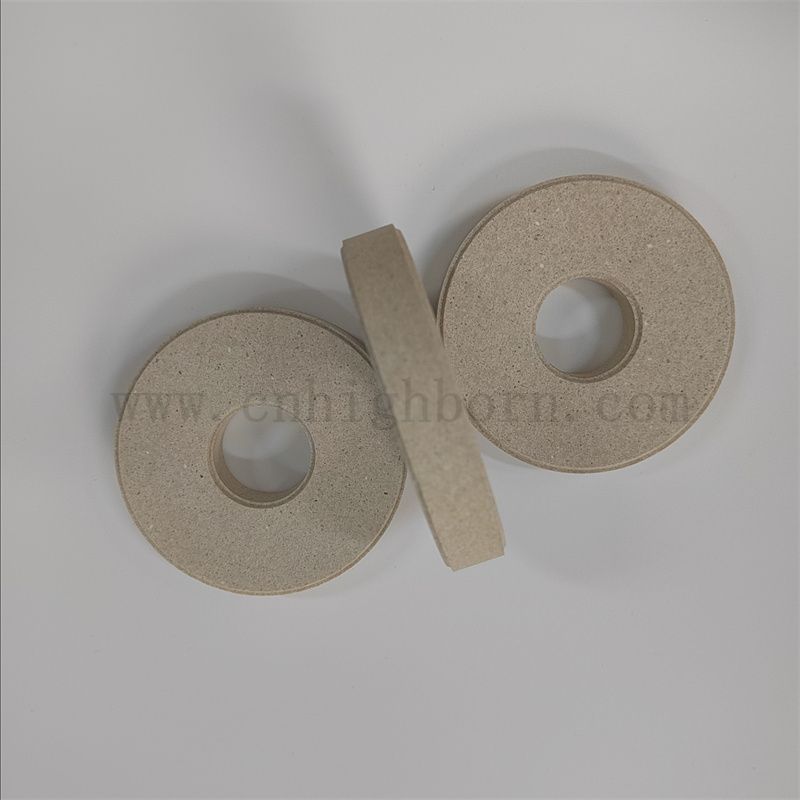 Płyta ceramiczna z mulitu