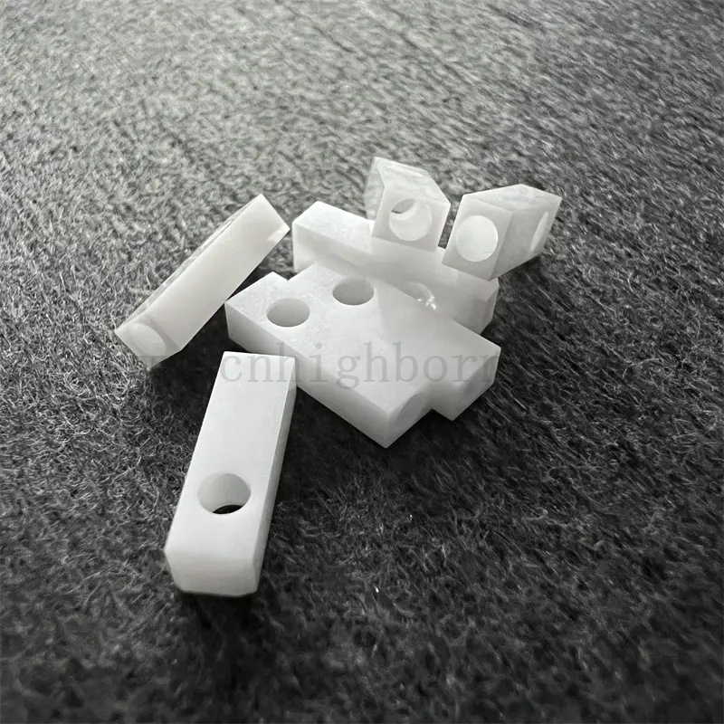 Ceramiczna rurka cyrkonowa o wysokiej wytrzymałości Zro2 Ceramiczne części specjalne części wstawkowe