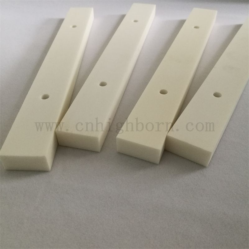 Odporność na ciepło 99% AL2O3 Wał Alumina Ceramiczny spiekanie płaski pręt