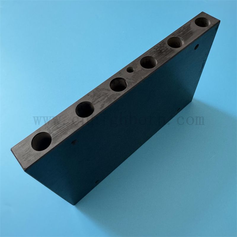 Dostosowany Sic Ceramic Plate Silicon Carbide Board Ceramiczny kawałek z otworami