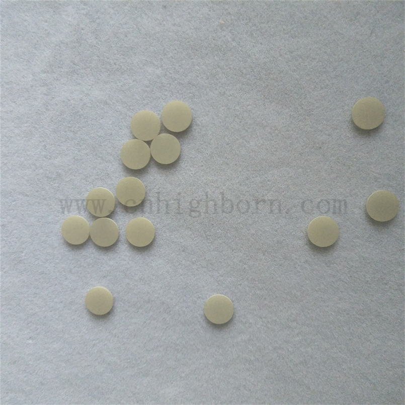 7*0,635 mm Wysoka przewodność cieplna okrągła aluminiowa azotek ALN Dysk ceramiczny