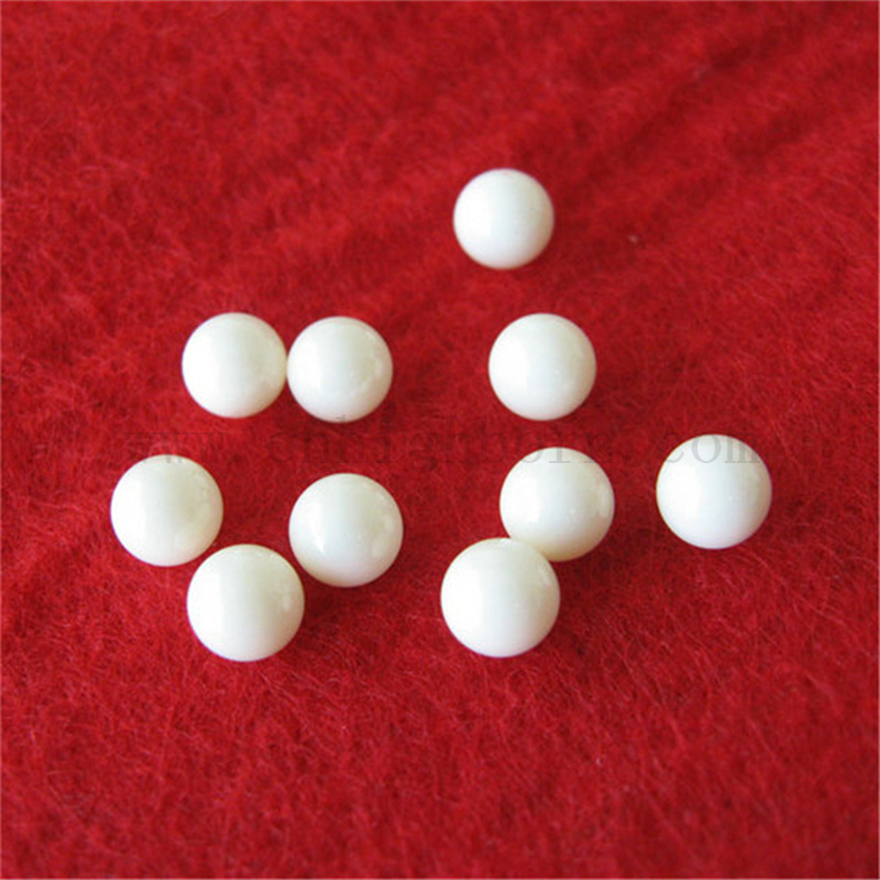 Dostosowany glinowy zużycie kuli z nurkiem odpornym na piłkę ceramiczną AL2O3