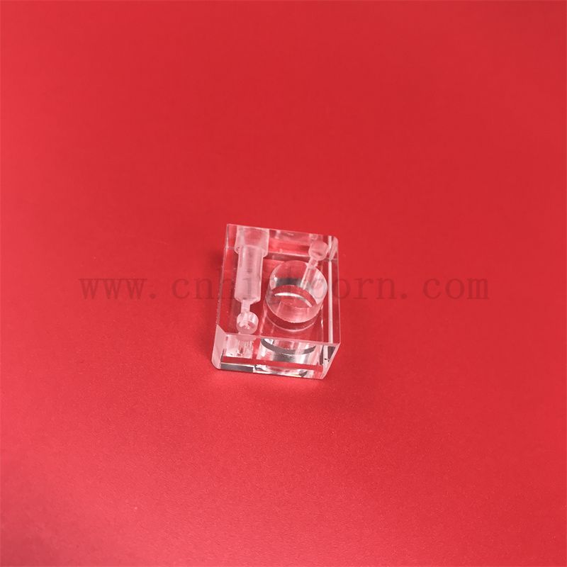 Analiza chemiczna 10 mm Ścieżka światła 190-2500 nm Zakres długości fali Mirco Kwarc Szklana kuwetka