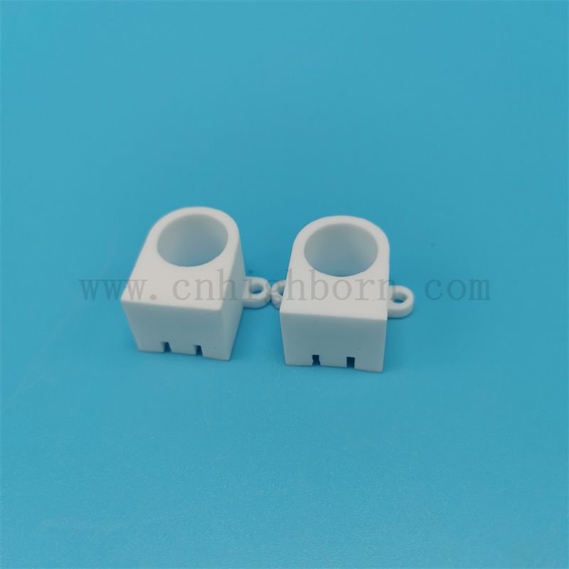Dostosowany glinowy izolacja ceramiczna część izolator ceramiczny Al2O3