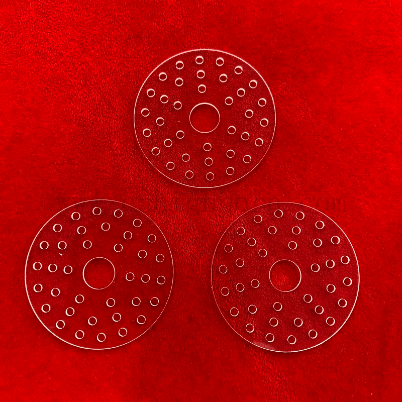 Dostosowane polerowanie perforowaną przezroczystą laserową płytkę krzemionkową kwarcową kwarcową