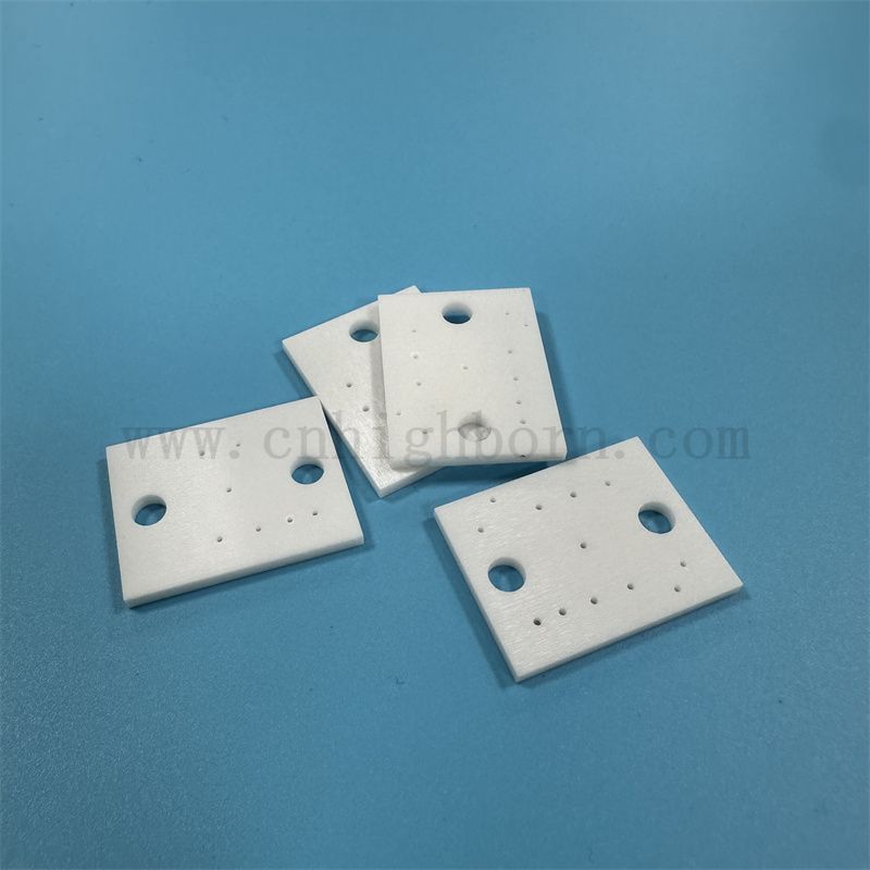Izolator cyrkonia nieregularna płyta o wysokiej twardości Polowanie powierzchniowe zro2 płytka ceramiczna