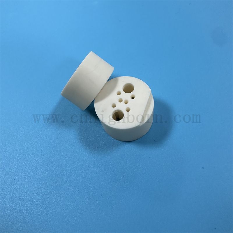 Dostosowana rura ceramiczna Alumina 95% 99% Al2O3