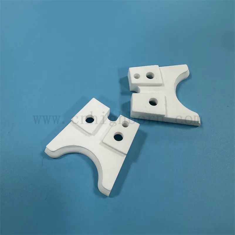 Dostosowany 95% 99% AL2O3 Ceramiczna część strukturalna blok izolacyjny tlenku glinu