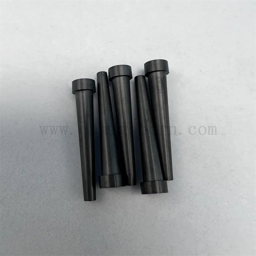 Dostosowane odporne na wstrząsy wstrząsu w kształcie węglików boru rur B4C Ceramic Dysza