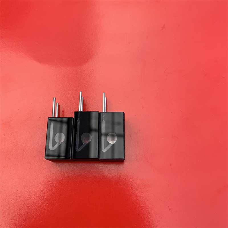 10 mm Ścieżka światła 0,03 ml optyczna komórka przepływu szklanego czarna kwarcowa kuwetka