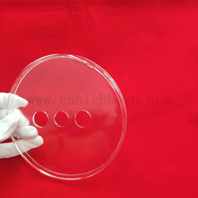Laserowe wiercenie przezroczyste trzy otwory kwarcowe szklane dysk