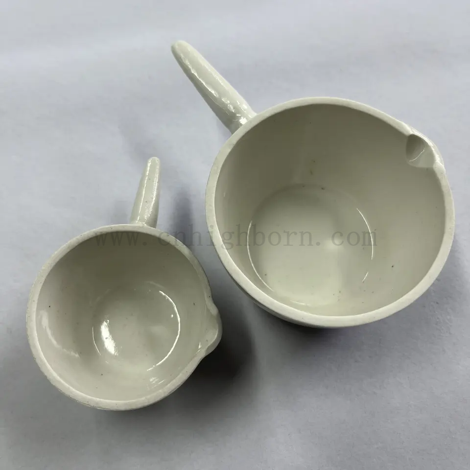 Laboratoryjna porcelanowa lotna danie ceramiczne parowanie z wylewką