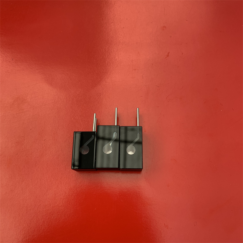 10 mm Ścieżka światła 0,03 ml optyczna komórka przepływu szklanego czarna kwarcowa kuwetka