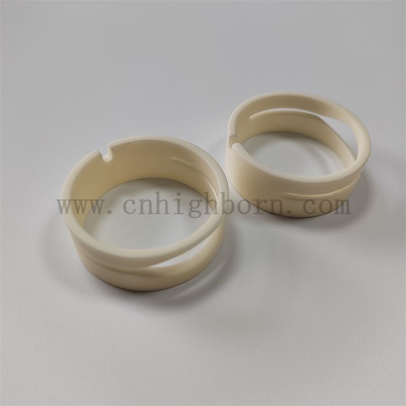 pierścień ceramiczny