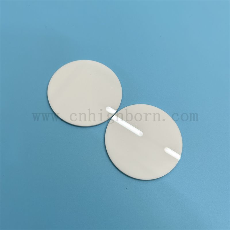 Brak porowatości szklanej szklanej ceramicznej tarczu izolatora polerowania macor płyta Macor