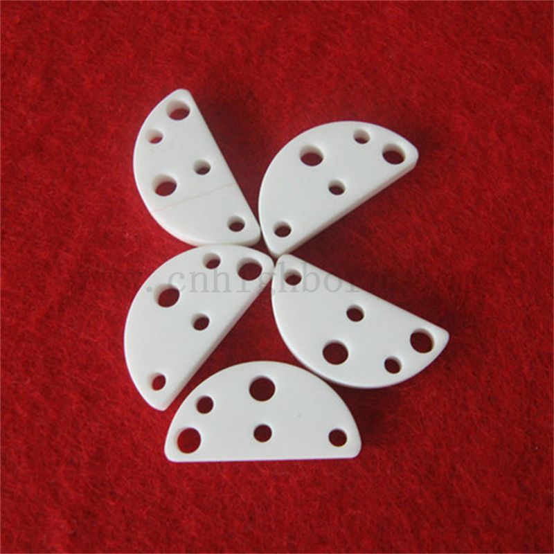 Szklany szklany szklany nieregularny talerz macor część izolatora macor