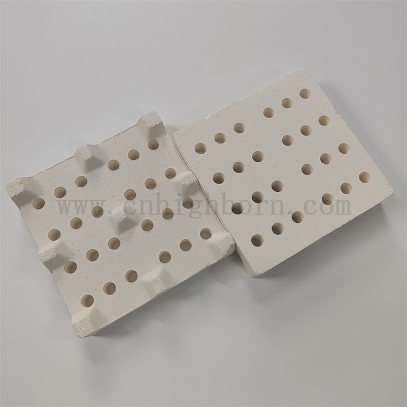 Ogniotrwałe nieregularne kordierytowe ceramiczne blokowanie izolatora odporna na zużycie mullitowej płyty furance