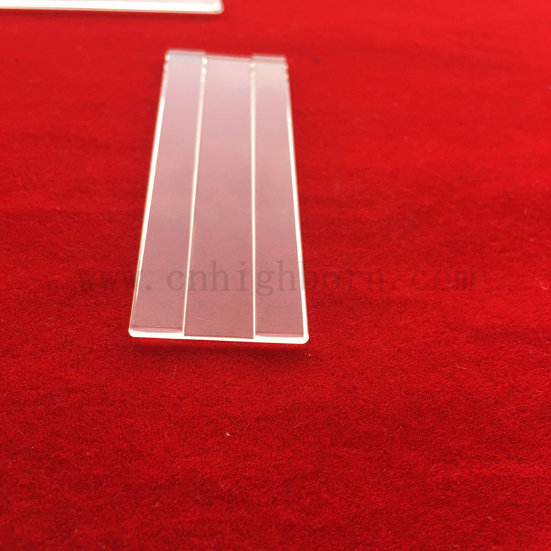 Dostosowane wysokie przezroczyste polerowanie perforowane mikropłytki kwarcowe