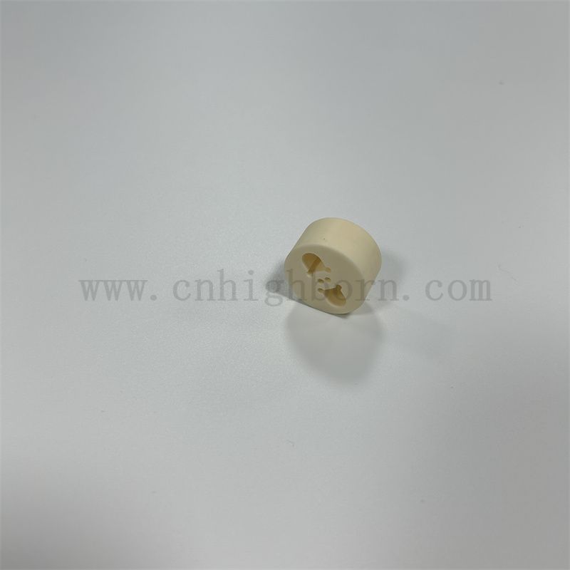 Dostosowywany glinoodsumowa część izolatorowa 99%Al2O3 Blok ceramiczny