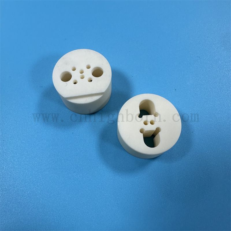 Dostosowana rura ceramiczna Alumina 95% 99% Al2O3