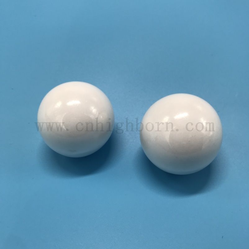 Brak zjawiska przesunięcia ku czerwieni Nowy materiał 50 mm 95% cyrkonia ceramiczna kula zro2 ceramiczna kulka szlifierska