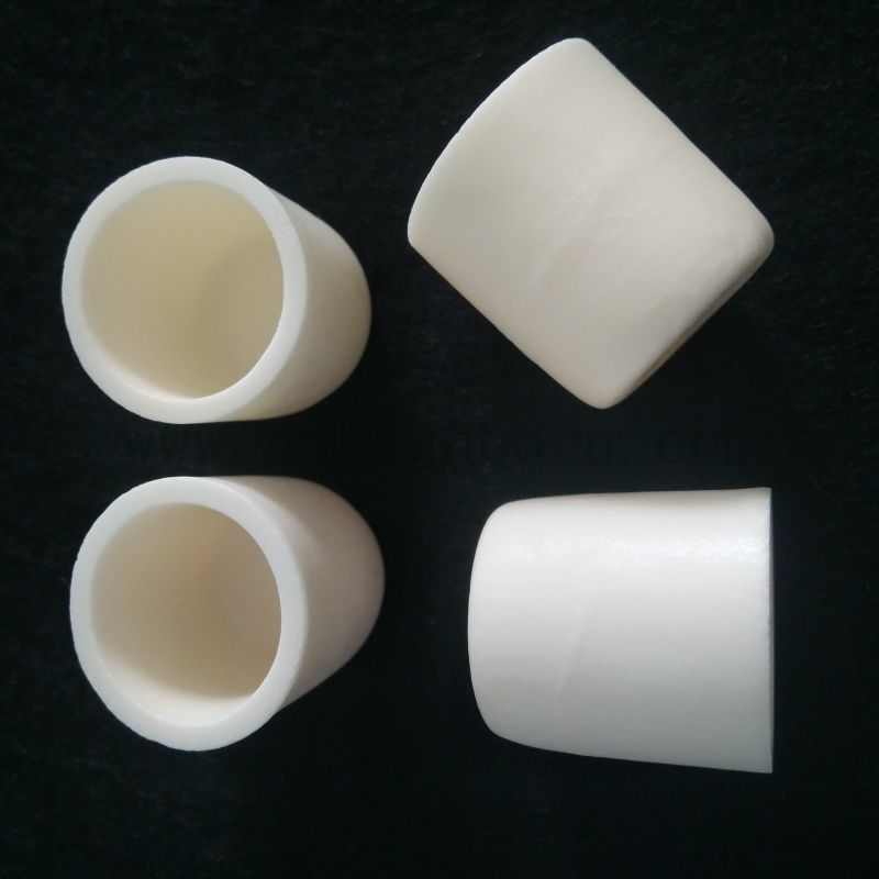 Ceramika przemysłowa vs. Tradycyjne metale: porównanie