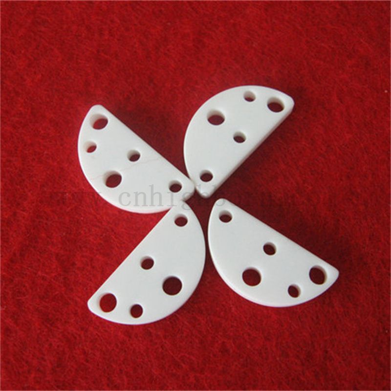 Szklany szklany szklany nieregularny talerz macor część izolatora macor