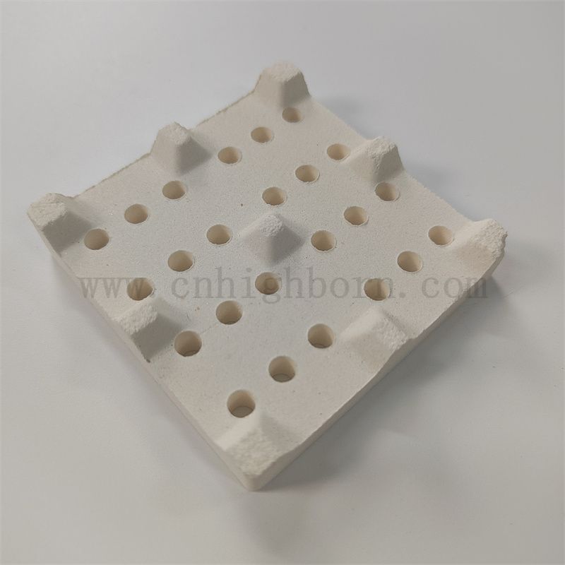 Ogniotrwałe nieregularne kordierytowe ceramiczne blokowanie izolatora odporna na zużycie mullitowej płyty furance