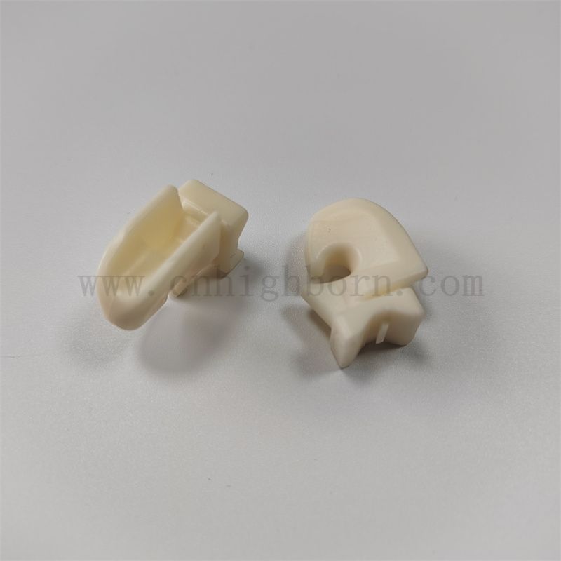 Tekstyla ceramiczny przewodnik Hook 99% Porcelanowa Porcela Porcelanowa Przewodnik