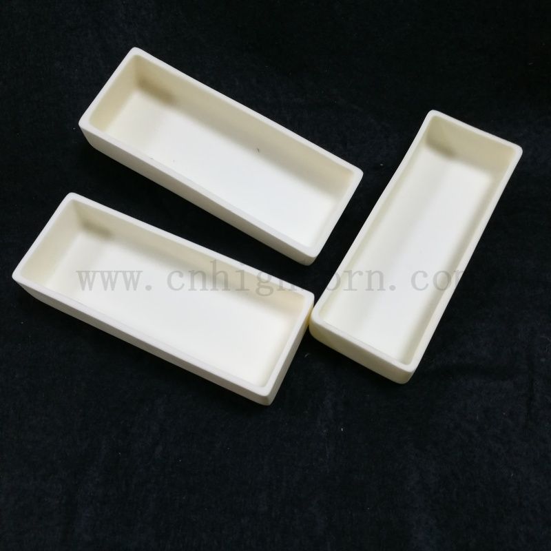 Ogniotrwała ceramiczna łódź spalania Corundum 99% AL2O3 Ceramiczne ogrzewanie tygla do topnienia laboratoryjnego