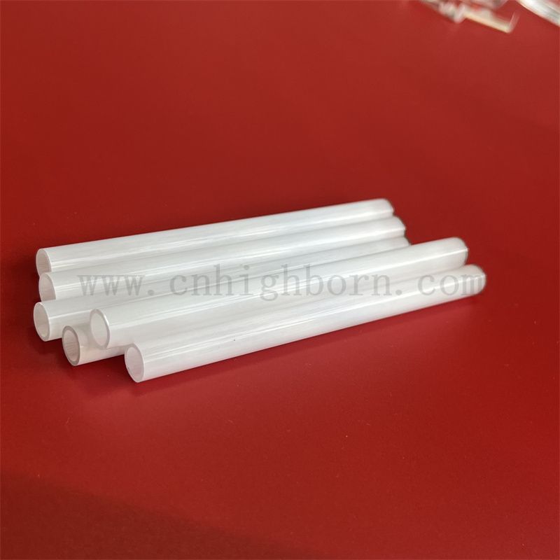 Dostosowany rozmiar mleczny kwarcowo stopioną szklaną rurkę nieprzezroczystą rurę kwarcową
