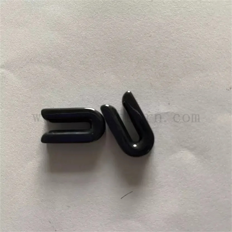 Ceramiczny przewodnik z przędzy w kolorze czarnym tlenkiem tlenku