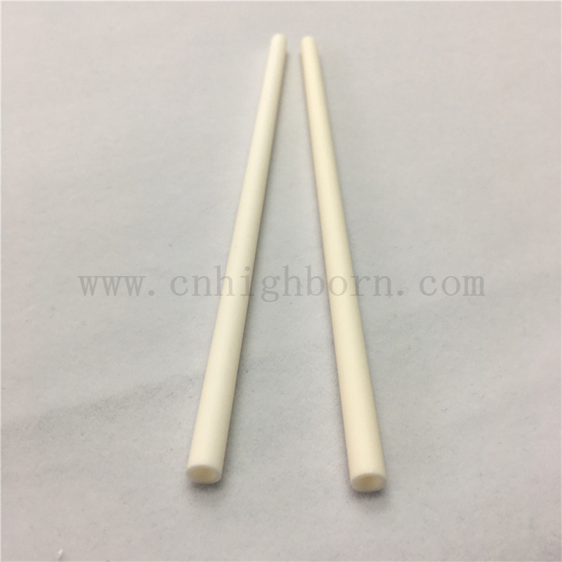 Dostosowana izolacja rura ceramiczna 99 AL2O3 Perforowana