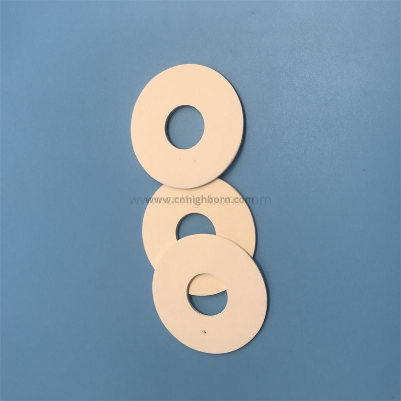 Naturalny diatomitowy porowaty dysk filtracyjny Diatomitowy pierścień ceramiczny